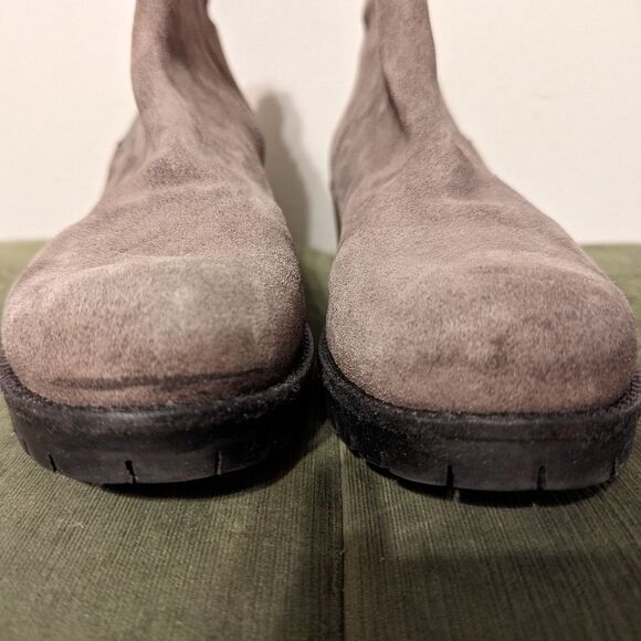Skechers Chelsea Ankle Boots Lugnut Dark Taupe Suede 9.5 - Picture 5 of 10